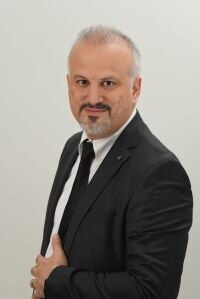 Dr. Erdal Ozkaya